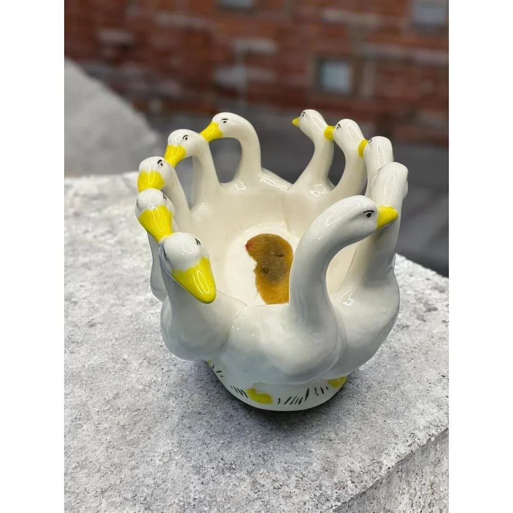 Holland Mold Ceramic Geese-Themed Bowl/Vase With Yellow Accents - Picture 5 of 11